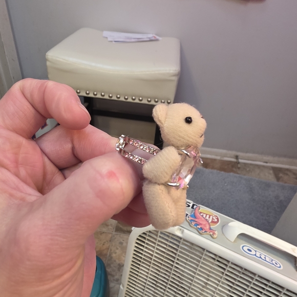 Plush Bear with Crystal Gem - Picture 6 of 16